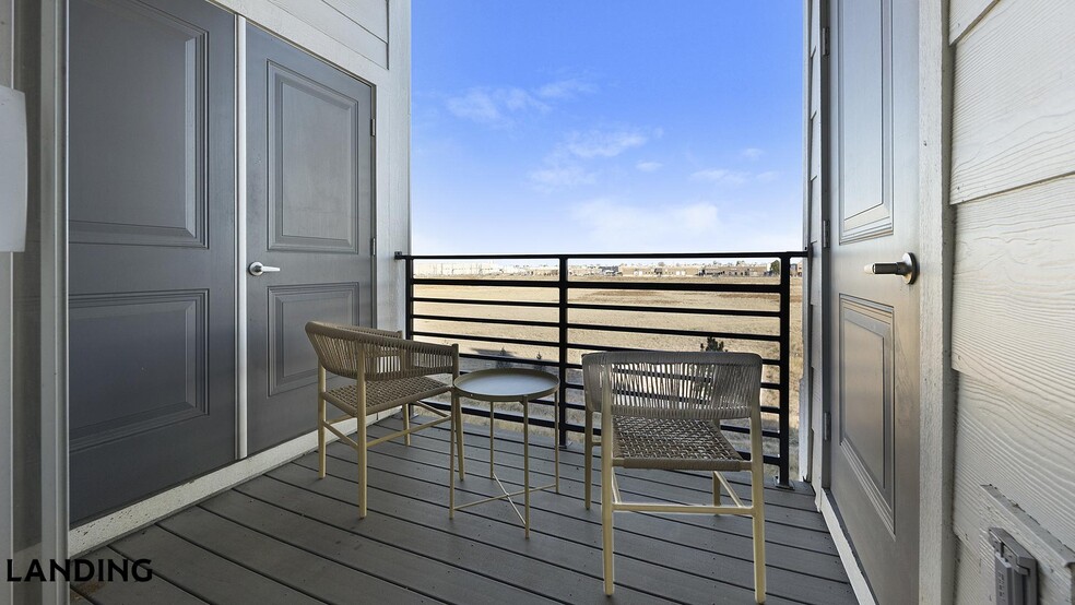 Building Photo - 4000 N Albion St