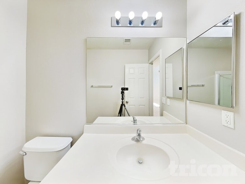 Building Photo - 3593 Ashford Grove St