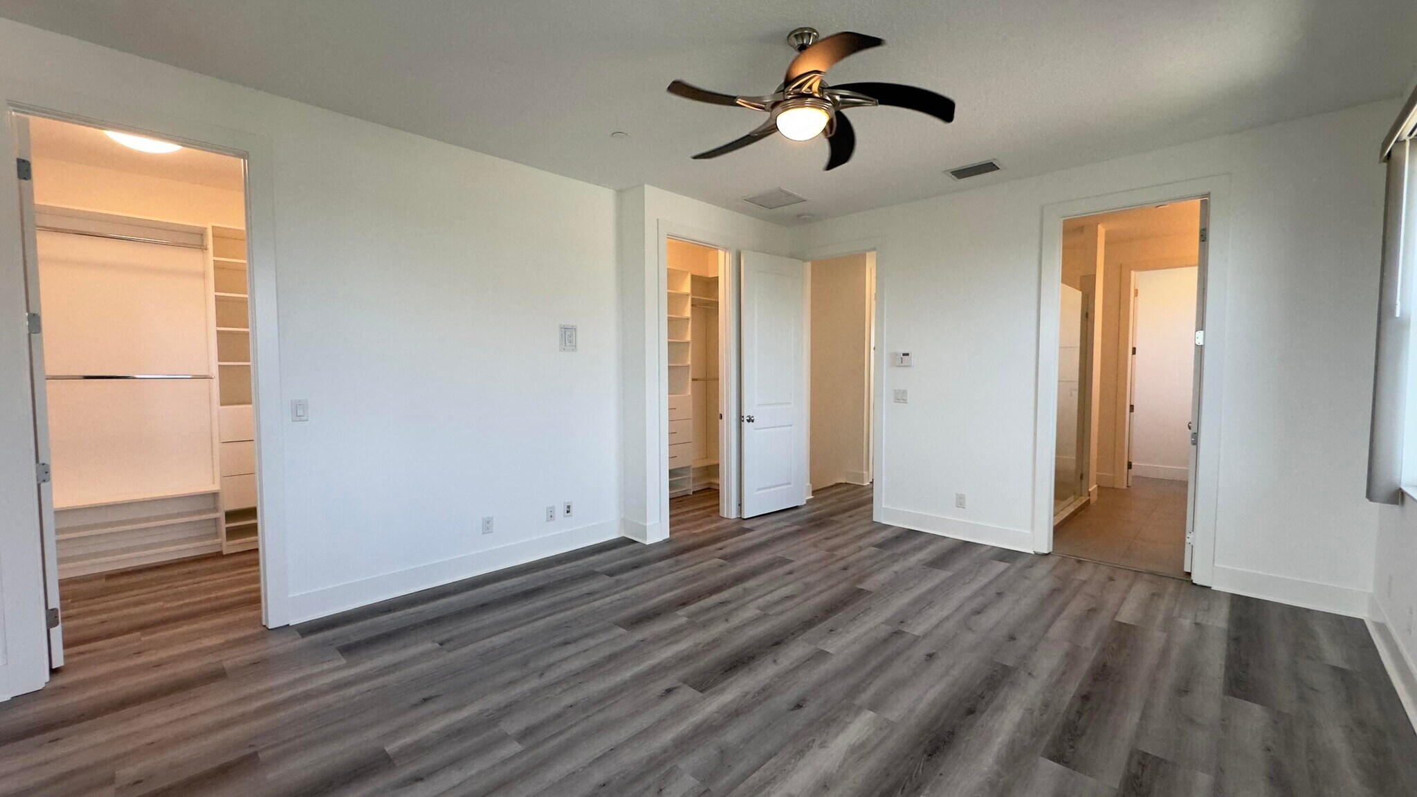 Building Photo - 12963 Alton Rd