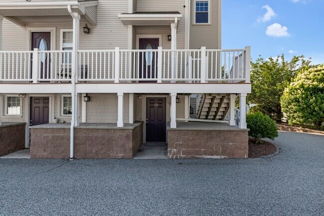 Primary Photo - 50 Clemence St