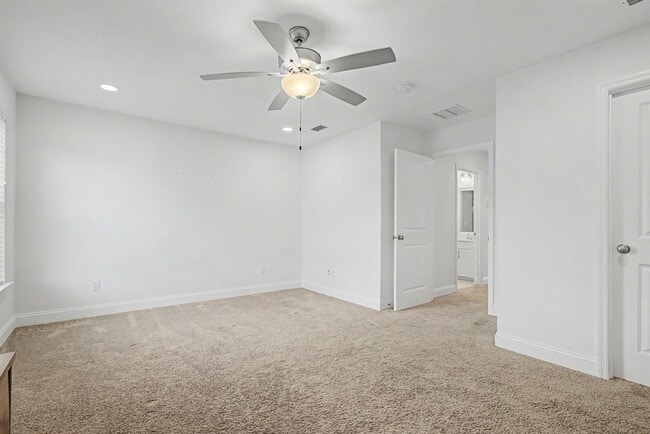 Building Photo - 2508 Mount Vernon Ln