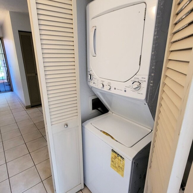 Building Photo - Near Charlie Young Beach, Kihei Furnished Condo