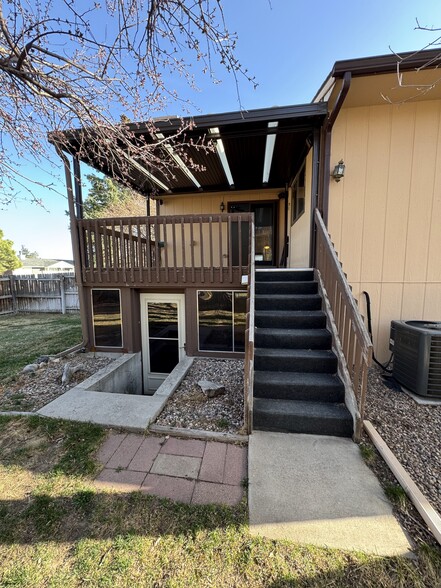 Steps to Covered Patio and Walkout Basement - 5510A TOWNSEND PL