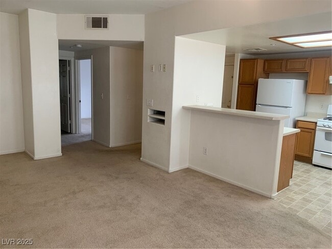 Building Photo - 833 Aspen Peak Loop