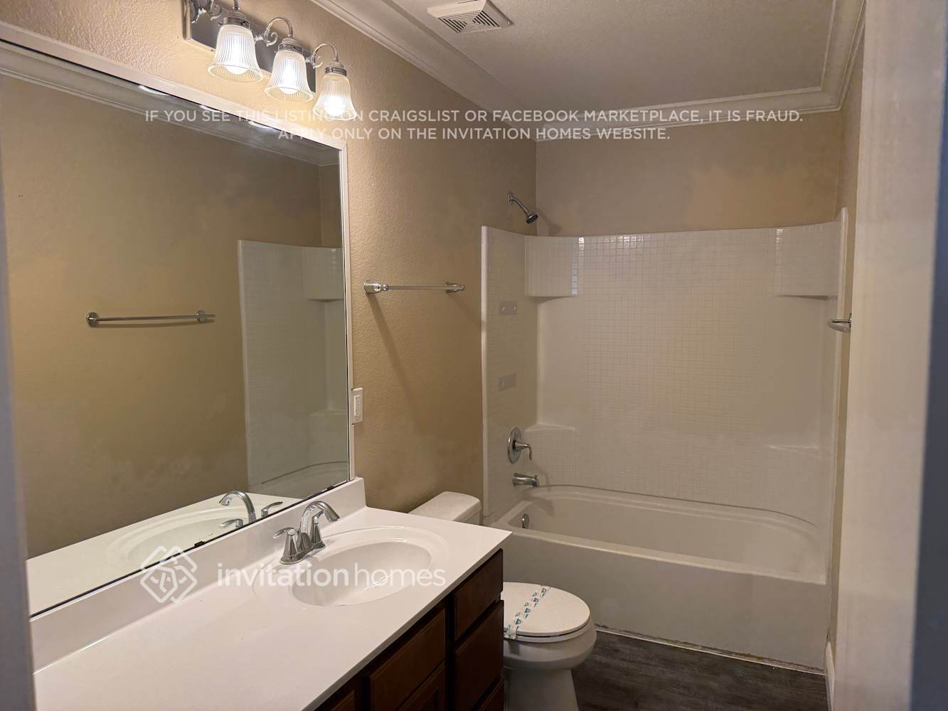 Building Photo - 8441 Shallow Creek Dr