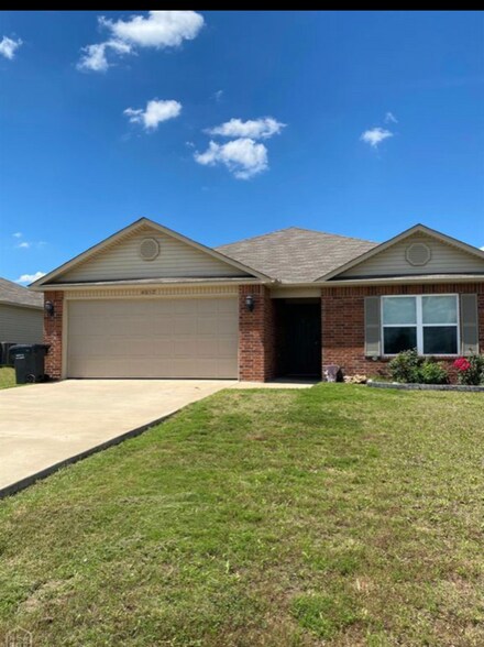 Primary Photo - 4012 Willow Pointe Dr