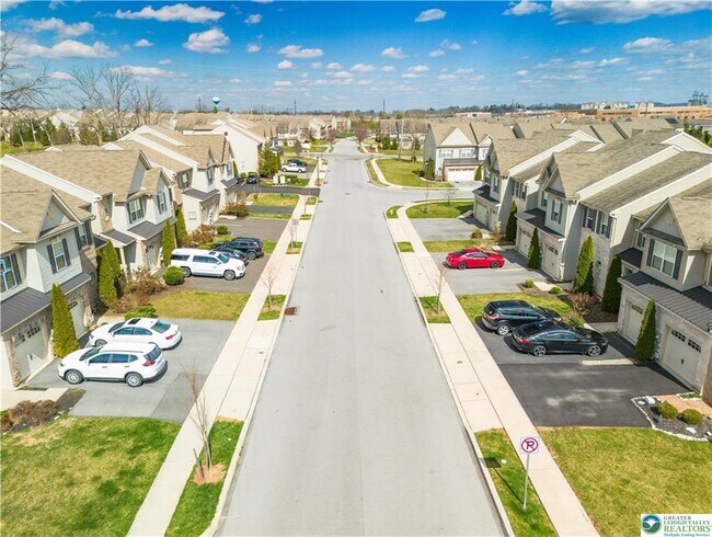 Building Photo - 5136 Dogwood Trail