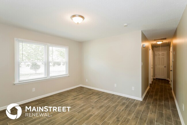 Building Photo - 8013 Hemby Wood Dr