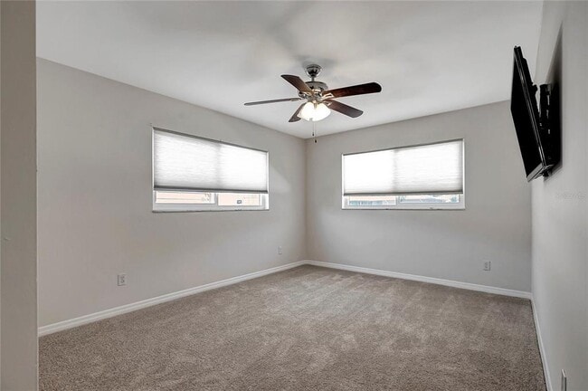 Building Photo - 809 Jacaranda Dr