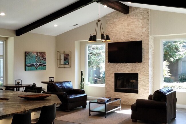 Interior Photo - Sierra Ridge