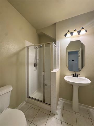 Building Photo - 3006 Upland Dr