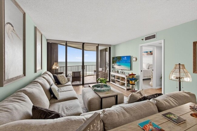 Building Photo - 9650 S Ocean Dr