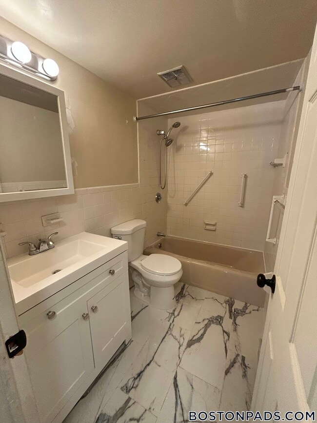 Building Photo - 30 Normandy Ave