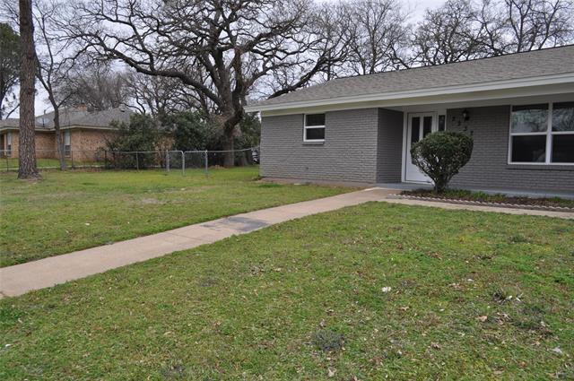 Building Photo - 2232 Shady Brook Dr