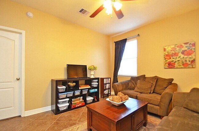 Building Photo - 24562 Carlton Springs Ln