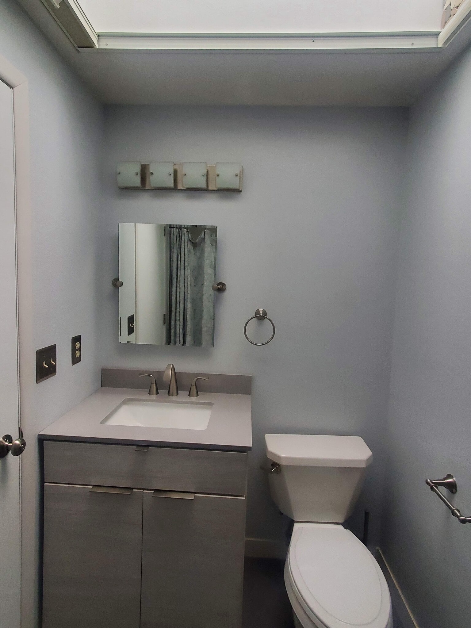 Building Photo - 7307 N Hamilton St