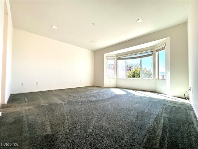 Building Photo - 2487 Hardin Ridge Dr