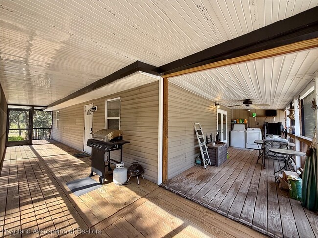 Building Photo - 2092 SW Nassau