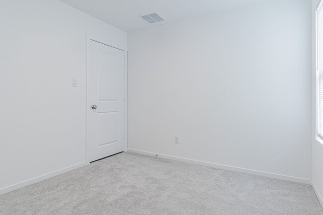 Building Photo - BRAND NEW 4 BD/2 BA Home Located off 211/Potranco RD! Available NOW!