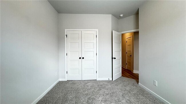 Building Photo - 5343 Milford Dr