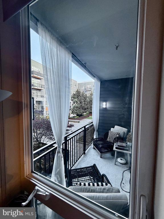 Building Photo - 145 Riverhaven Dr