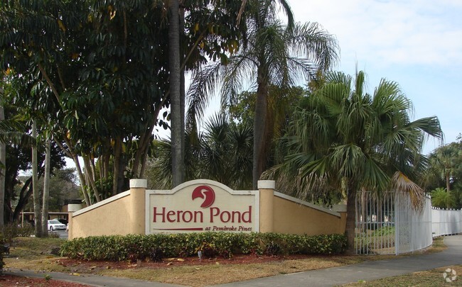 Primary Photo - Heron Pond