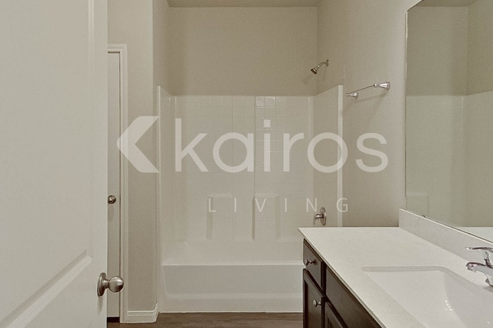 Building Photo - 825 NW 5th St