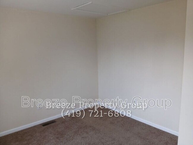 Building Photo - 516 Nova St