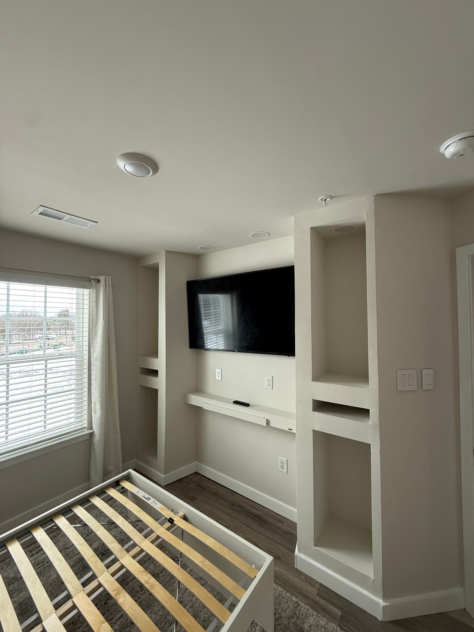 Building Photo - 7504 Day Break Dr