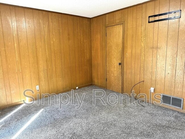 Building Photo - Manson St 706 - 1