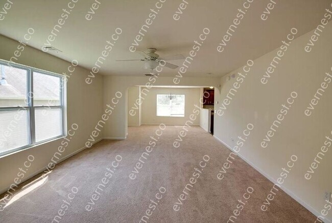 Building Photo - 1628 Stonewater Dr