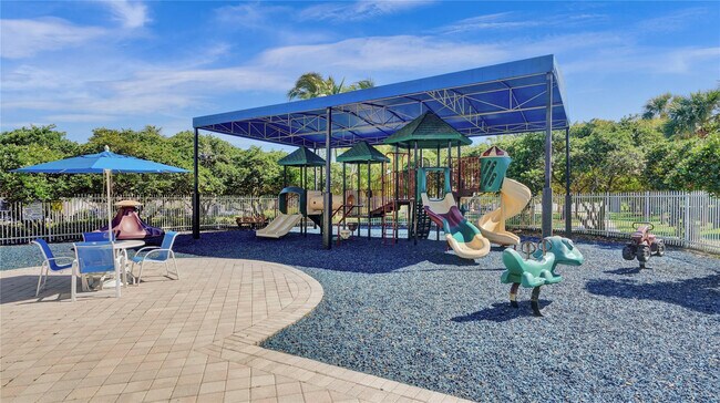 Building Photo - 17030 NW 19th Ct