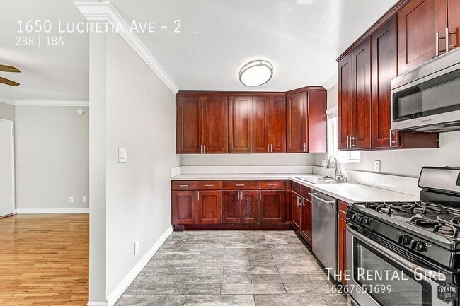 Building Photo - 1650 Lucretia Ave