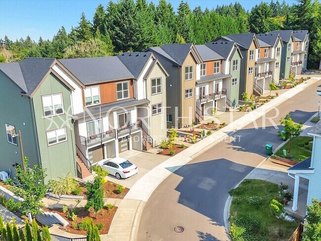 Building Photo - 8898-8898 Serenity Ter