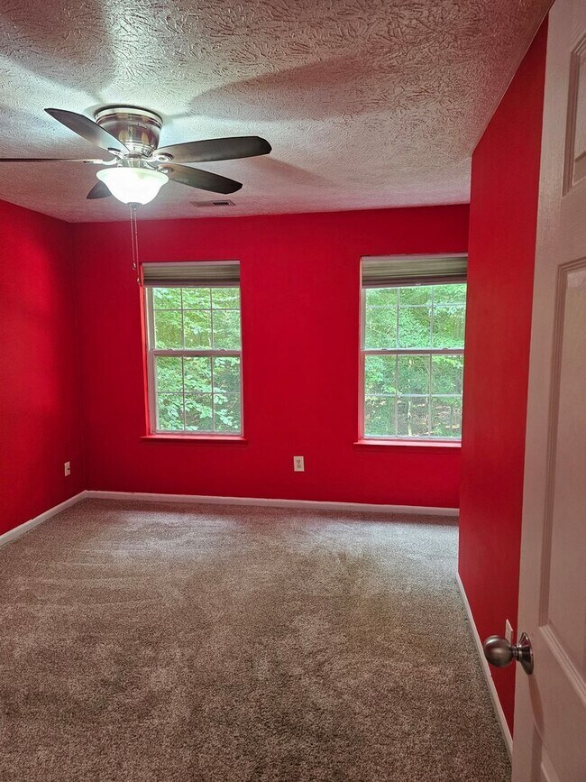 Building Photo - 5679 Hickory Fork Rd