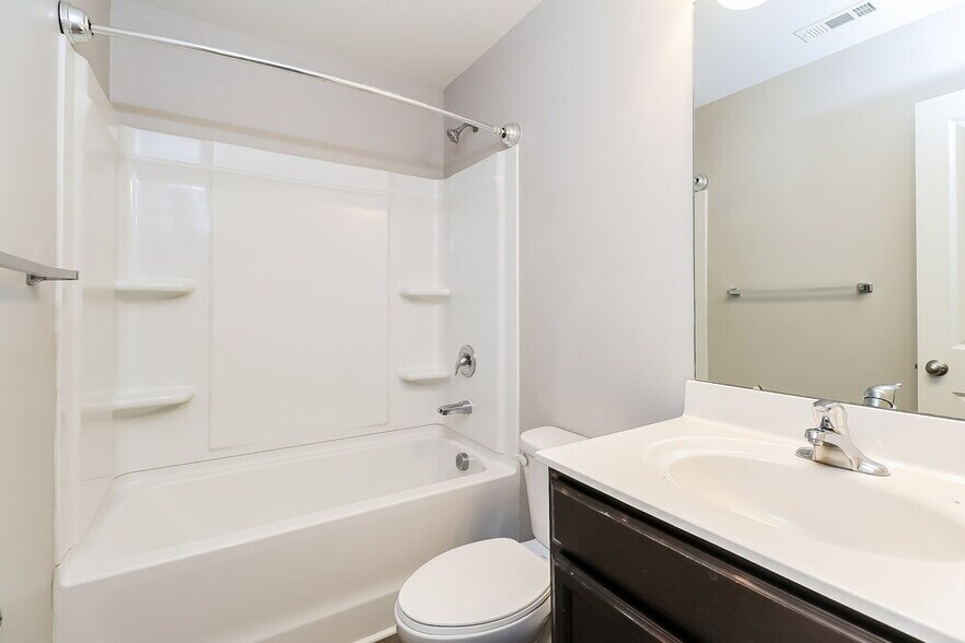 Building Photo - 6639 Broad Valley Ct