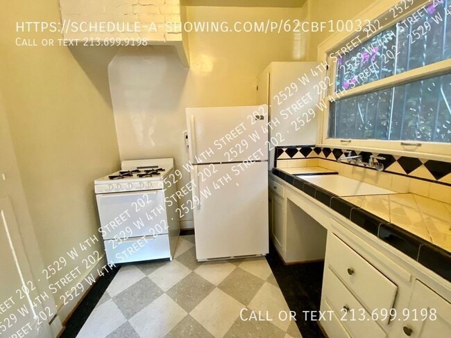 Building Photo - 2529 4th St
