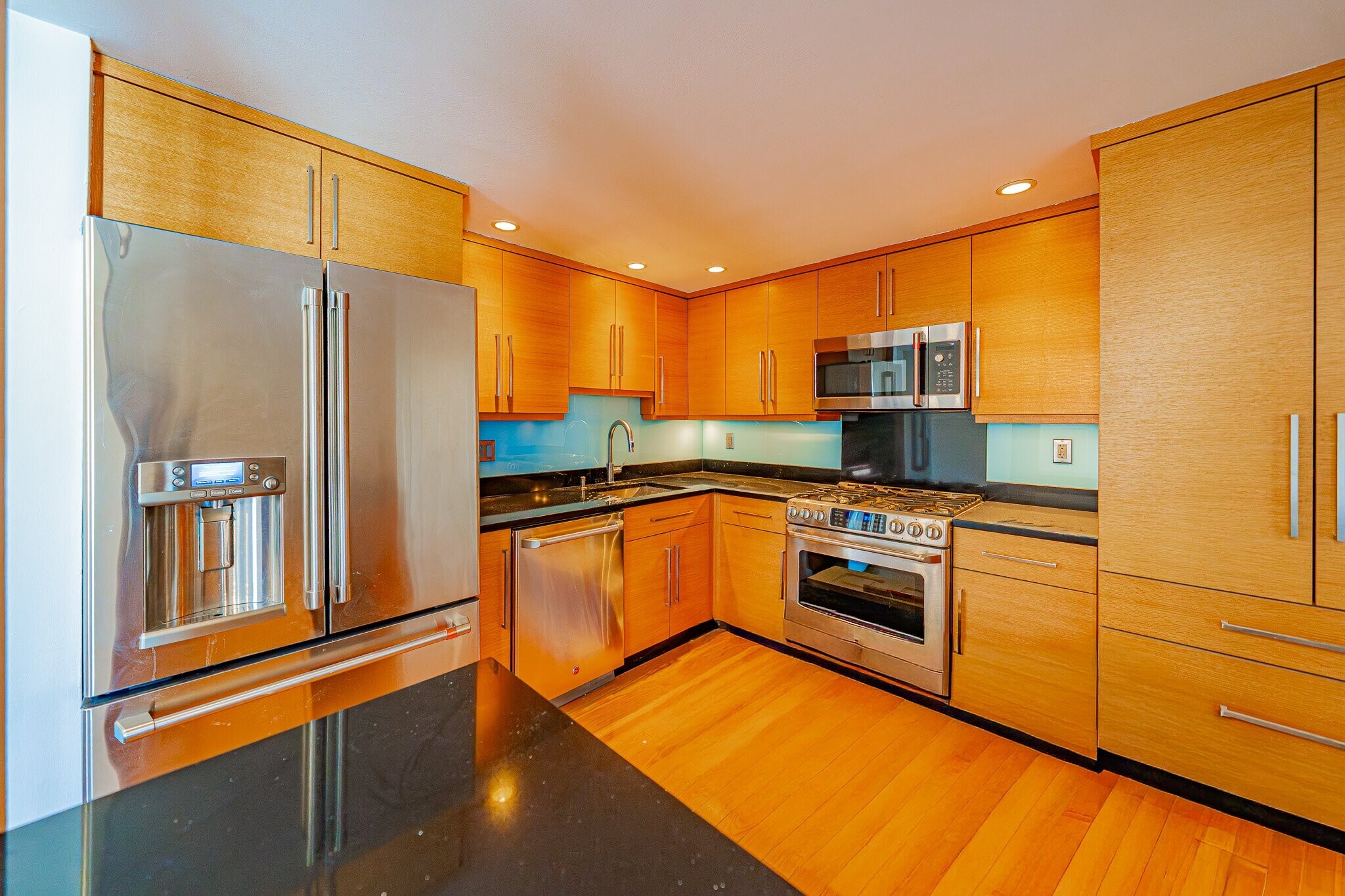 Building Photo - 13 Buena Vista St