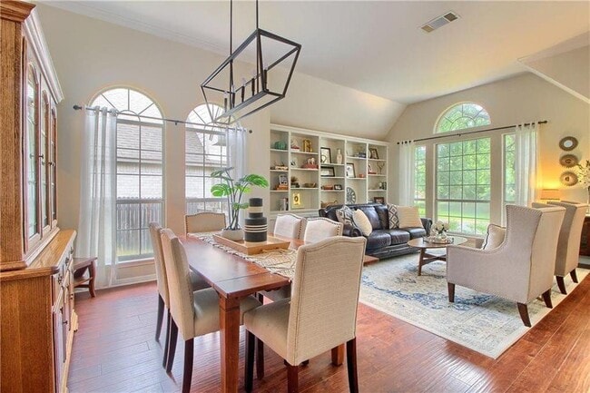 Building Photo - 7902 Isaac Pryor Dr