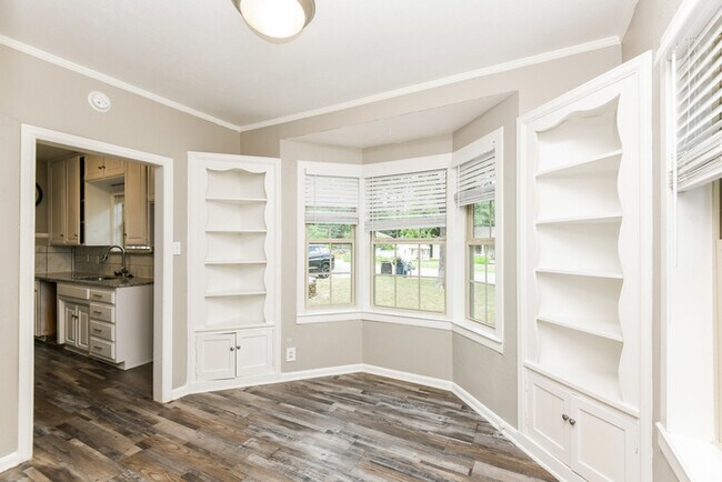 Building Photo - Spacious 3-Bedroom Home in Fort Worth, TX