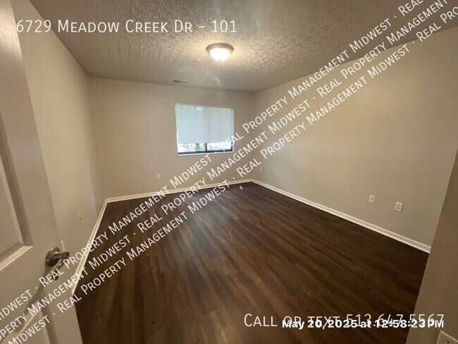 Building Photo - 6729 Meadow Creek Dr