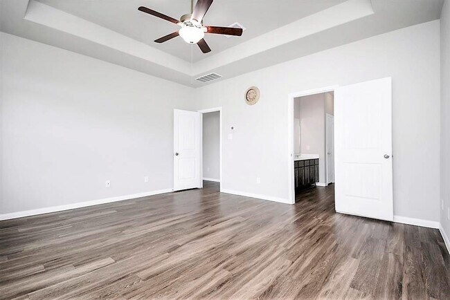 Building Photo - 24814 Puccini Pl