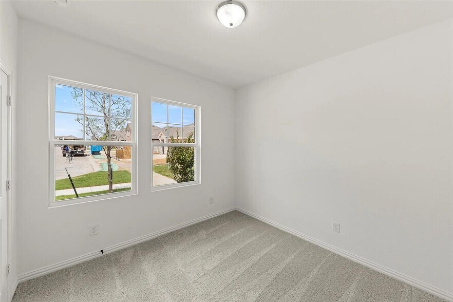 Building Photo - 2121 Williams Rd