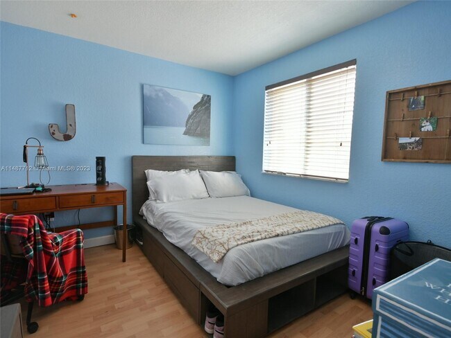 Building Photo - 7321 NW 174th Ter