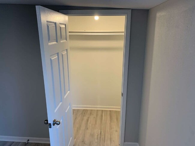 Building Photo - Outstanding 3-Bedroom Home in the Heart of...