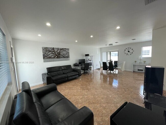 Building Photo - 4480 NW 170th St