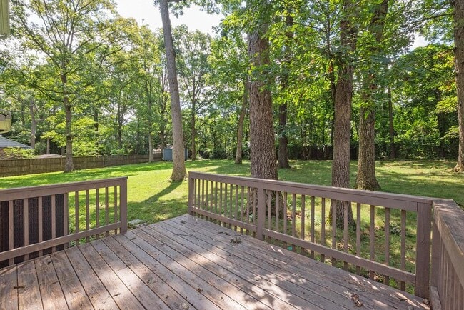 Building Photo - 1041 Warminster Dr