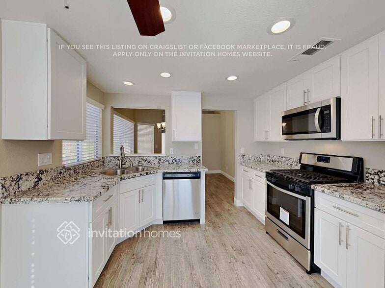 Building Photo - 313 Abbington St