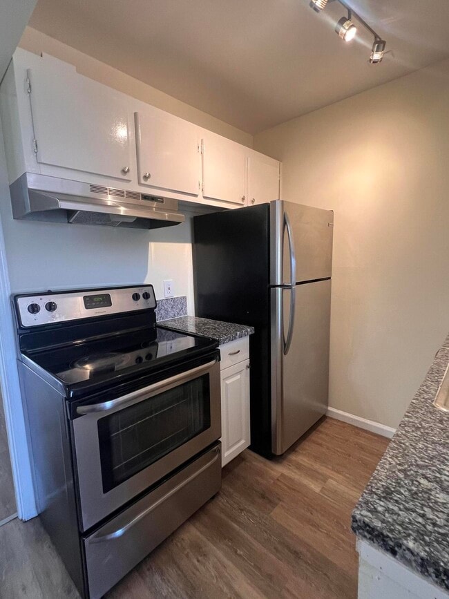 Building Photo - 1500 N Congress Ave