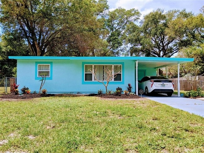 Primary Photo - 5220 72nd St N